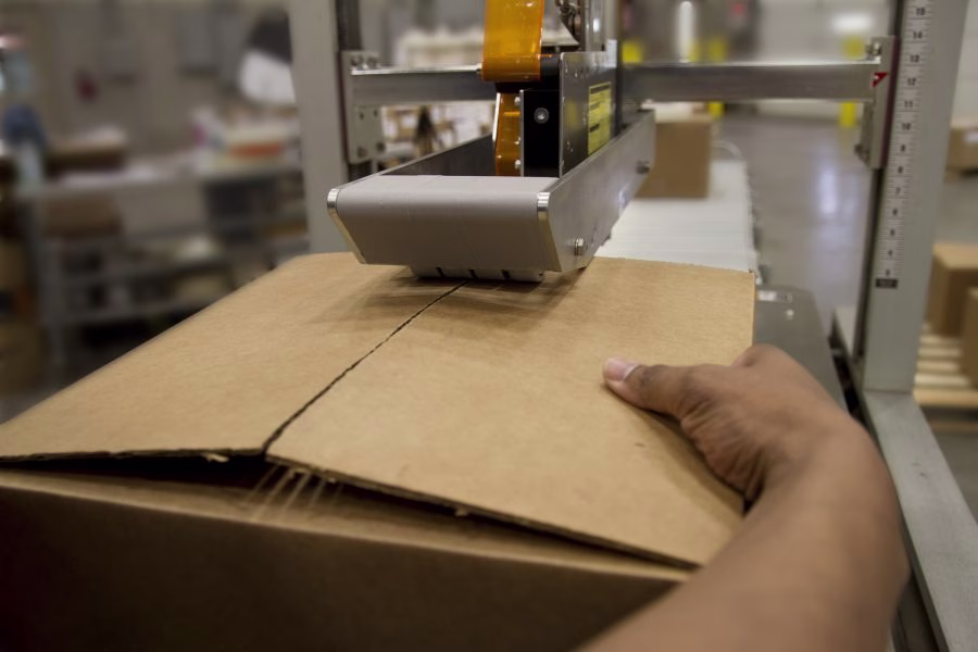 Packaging_over-filled_box