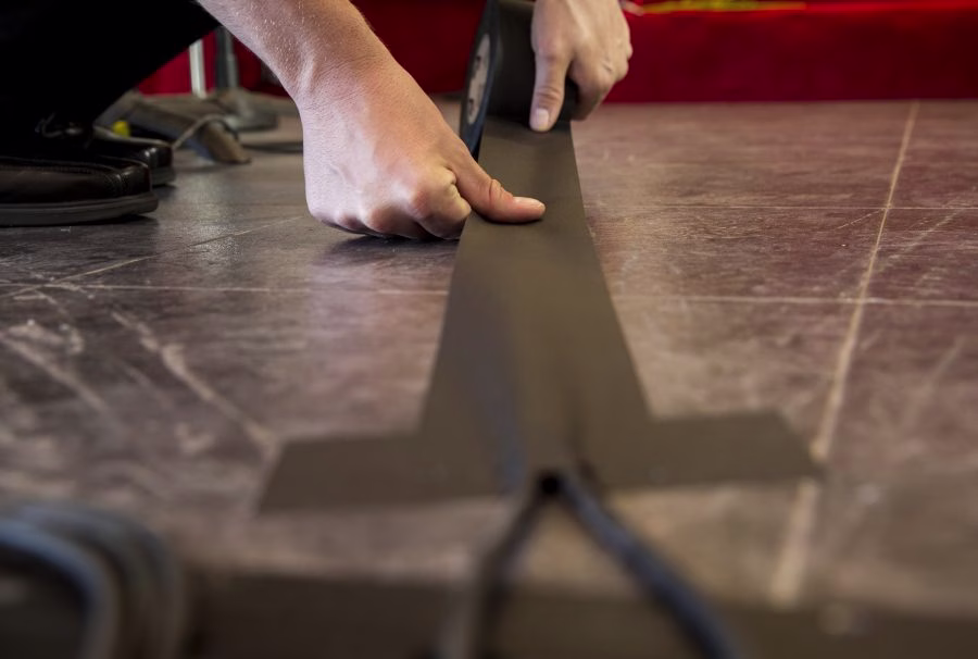 Proper way to apply gaffer's tape